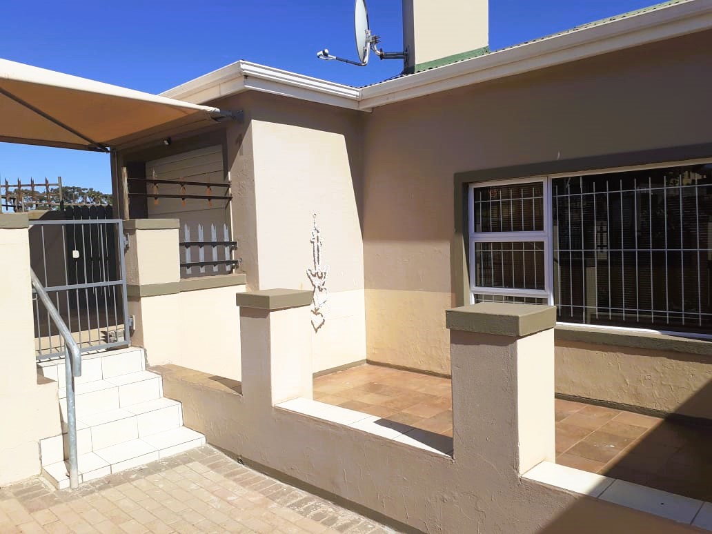 3 Bedroom Property for Sale in Vredenburg Western Cape